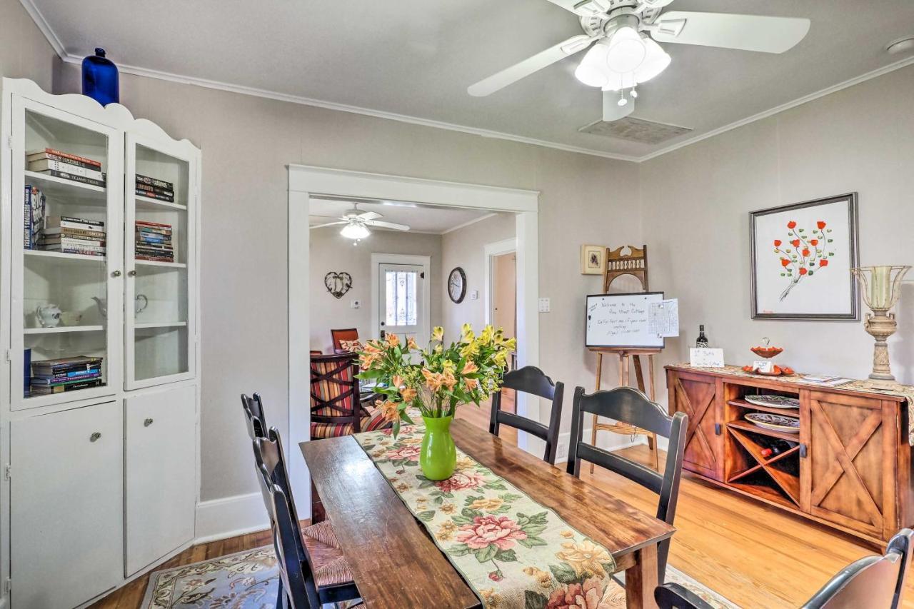 Georgetown Vacation Rental Close To Town Square! 외부 사진