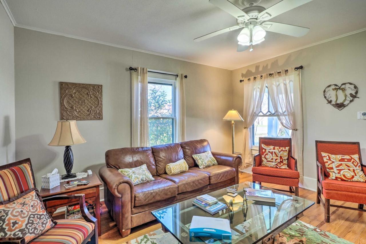 Georgetown Vacation Rental Close To Town Square! 외부 사진