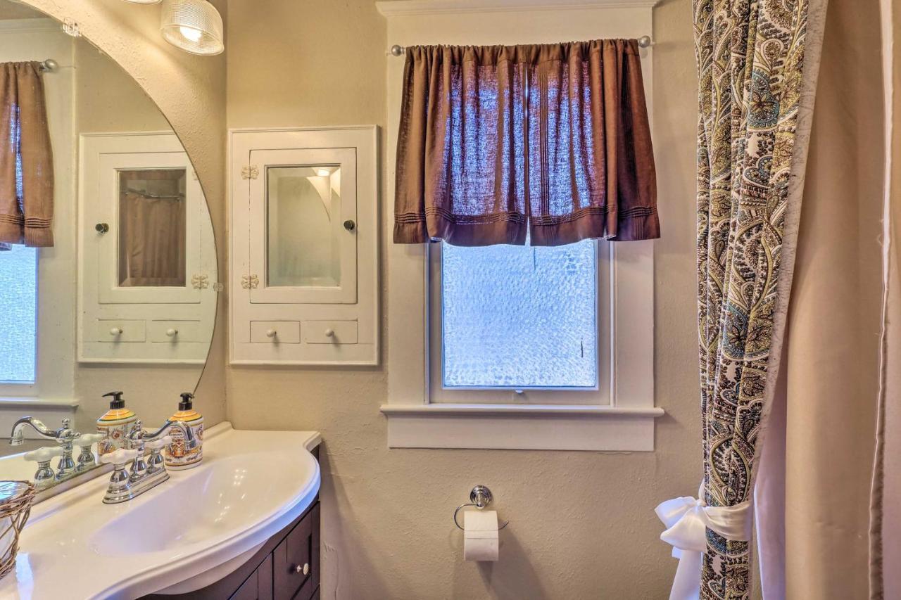 Georgetown Vacation Rental Close To Town Square! 외부 사진
