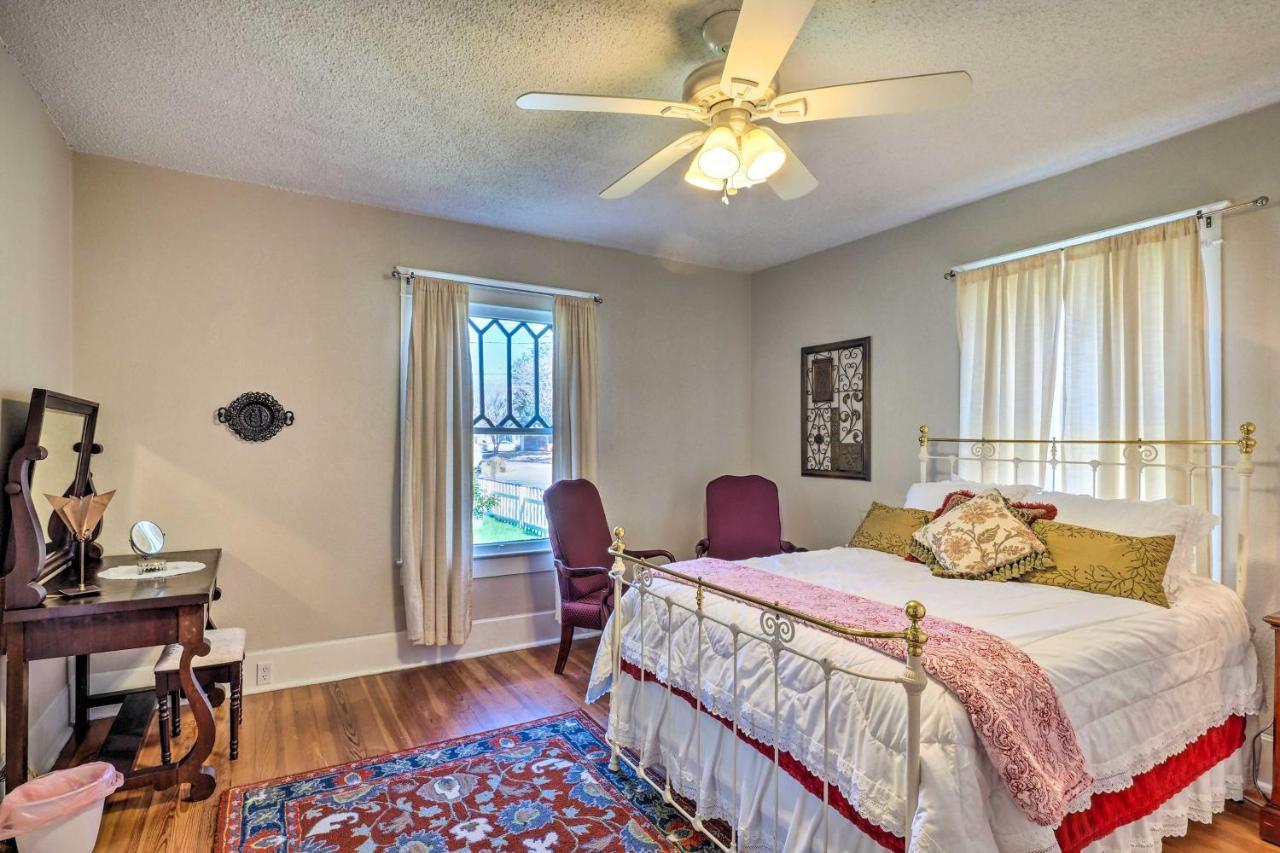 Georgetown Vacation Rental Close To Town Square! 외부 사진