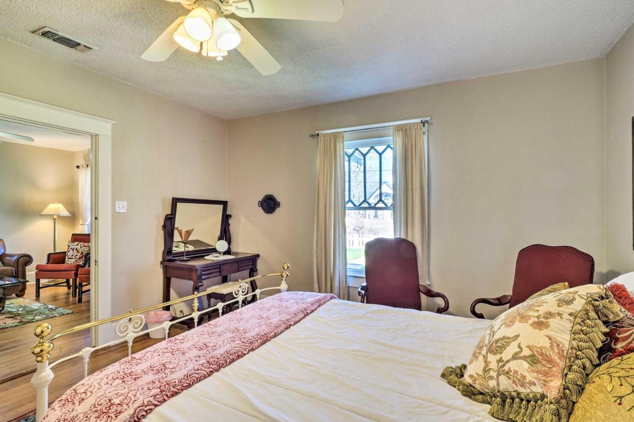 Georgetown Vacation Rental Close To Town Square! 외부 사진